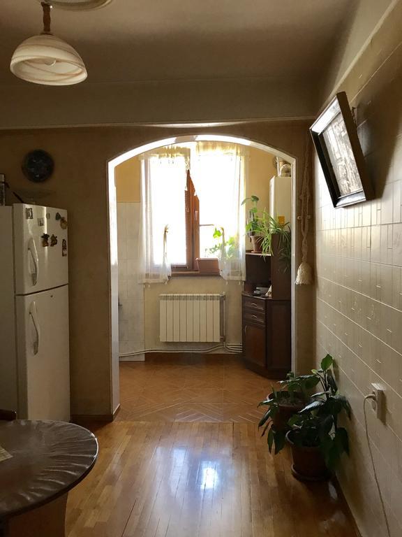 Room In Apartment At Tigrana Metsa Erévan Extérieur photo