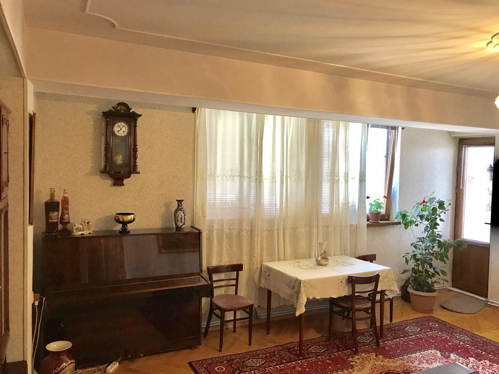 Room In Apartment At Tigrana Metsa Erévan Extérieur photo