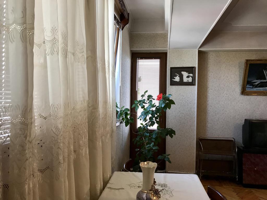 Room In Apartment At Tigrana Metsa Erévan Extérieur photo