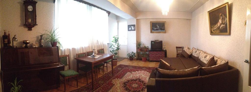 Room In Apartment At Tigrana Metsa Erévan Extérieur photo